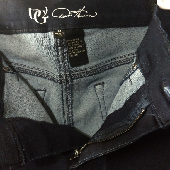 Jeans - Picture 3 of 3